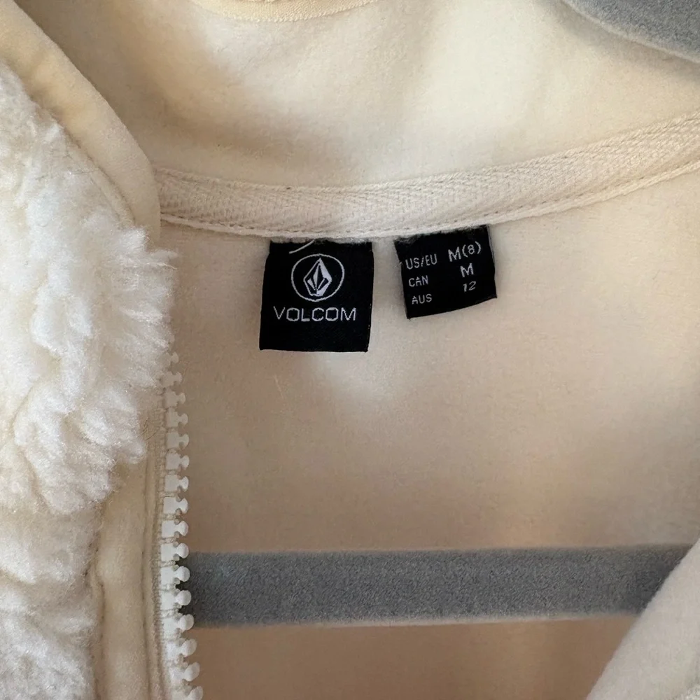 Volcom Sherpa Jacket - Picture 3 of 5